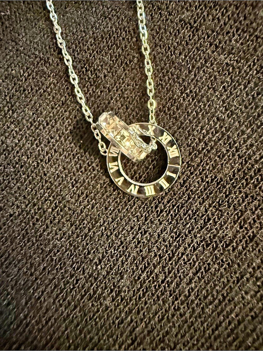 NEW!! Silver necklace with 2 circle pendant in roman numerals and crystals! #fem